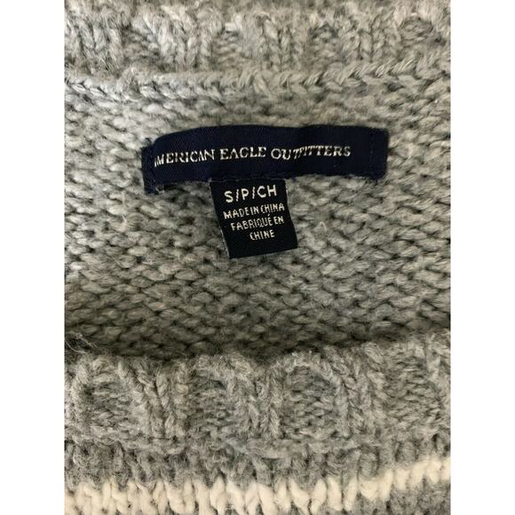 American Eagle Gray white Fair Isle Sweater Small - Picture 3 of 8
